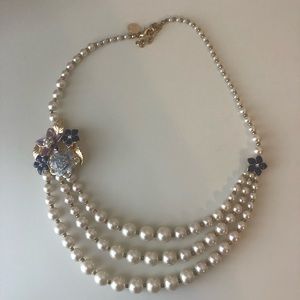 Pearl and Flower Statement Necklace